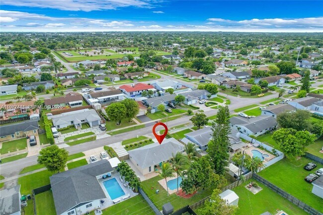 Building Photo - Southwest 164th Street, Miami, FL 33157 - 3 BR 3 BA single-family home