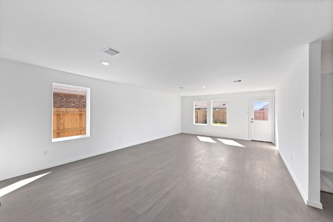 Photo - Cozy Living in Baytown