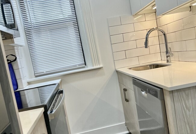 Photo - 11 Peterborough St Unit 8