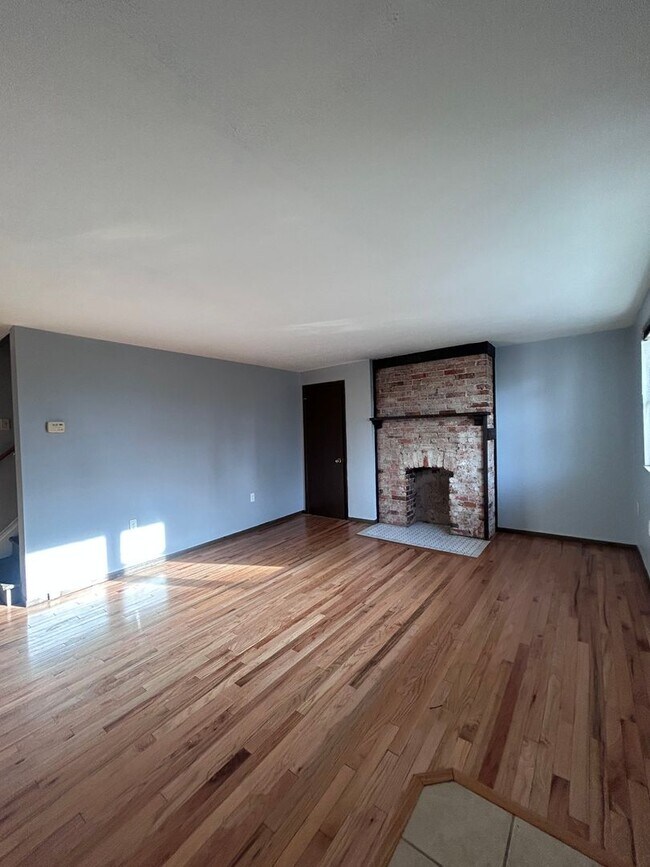 Photo - 1220-1224 Termon Ave