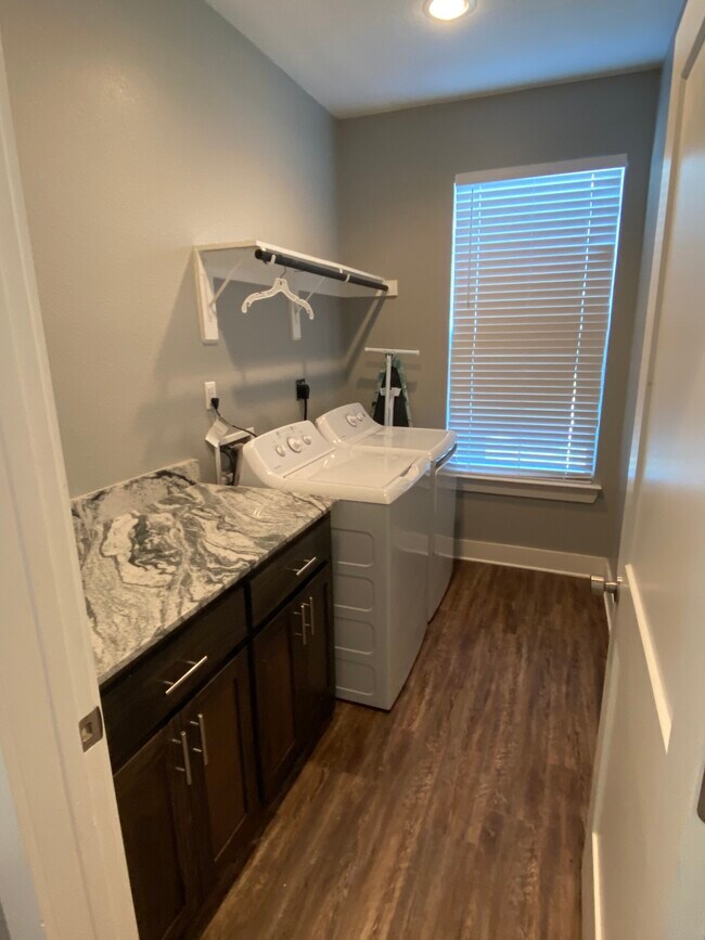 Photo - 1401 Speight Ave