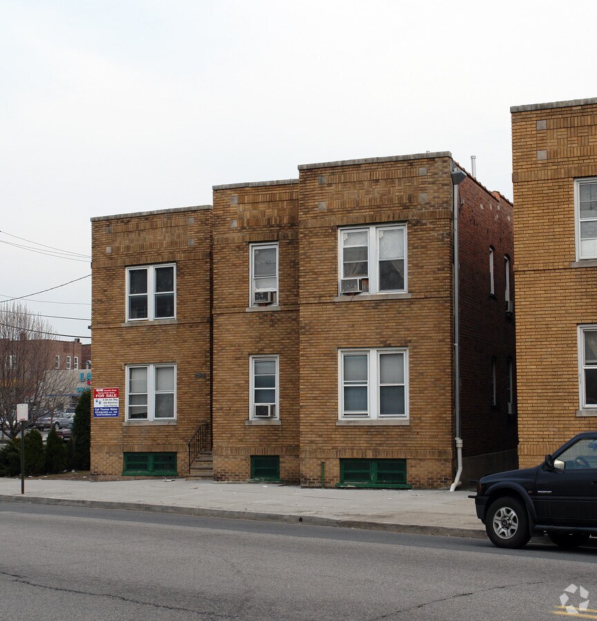 Photo - 72-74 Main Ave Apartments