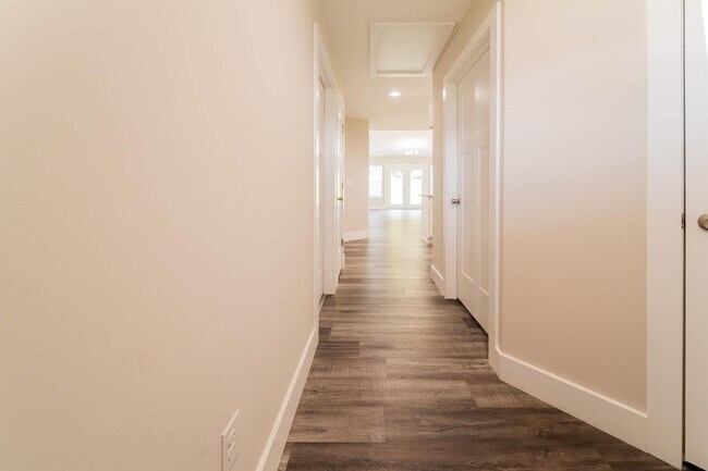 Photo - 623 High Valley St