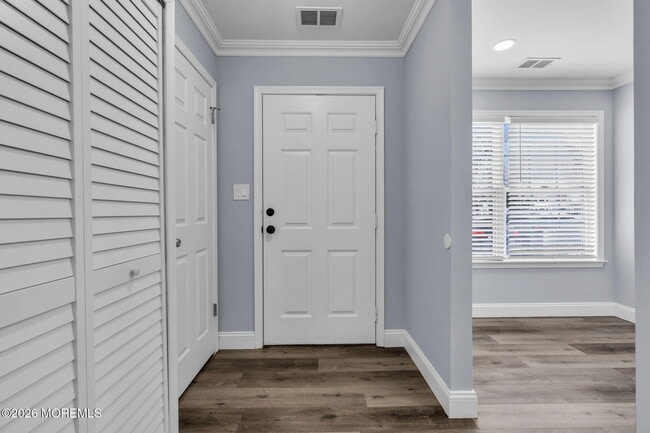 Photo - 401 Hampton Ct Unit 15-7