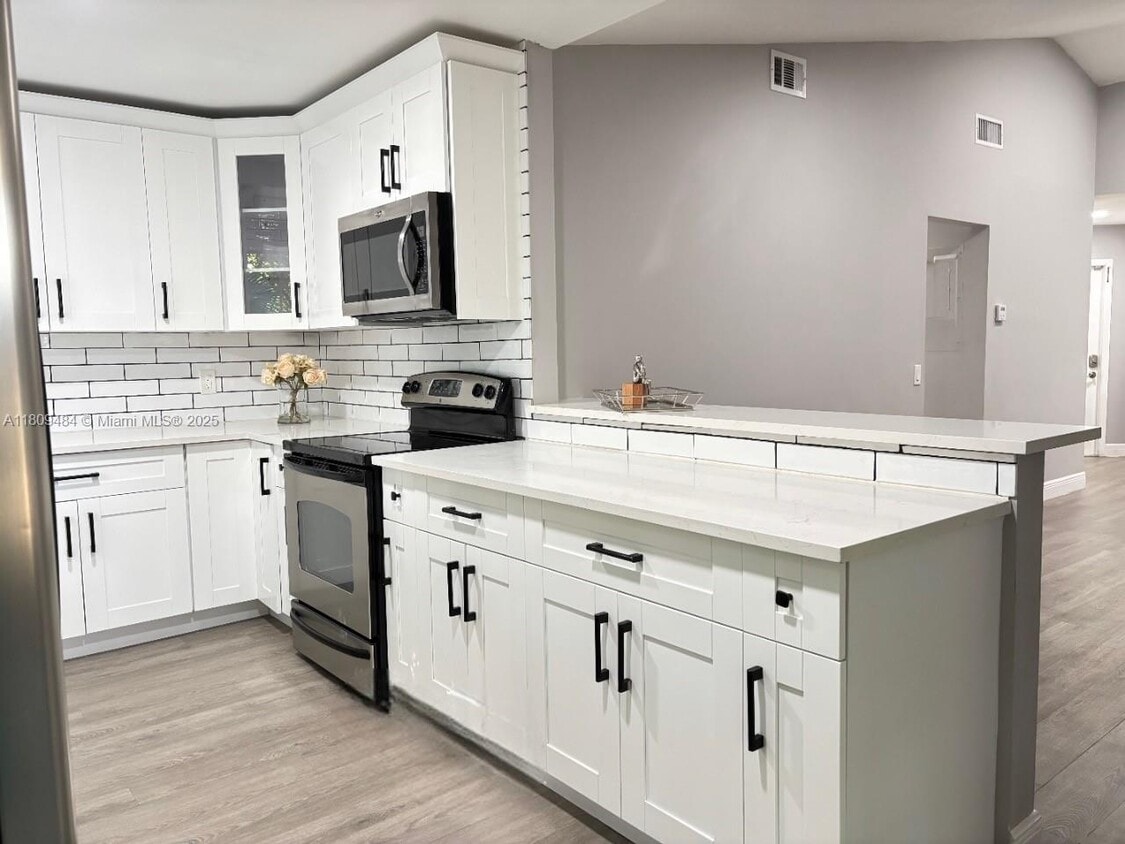 Photo - 1597 Springside Dr (Weston, FL)