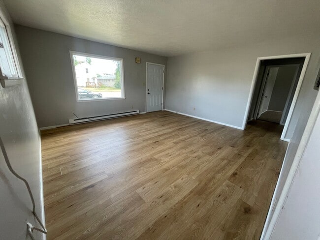 815 4th St SW Unit 2
