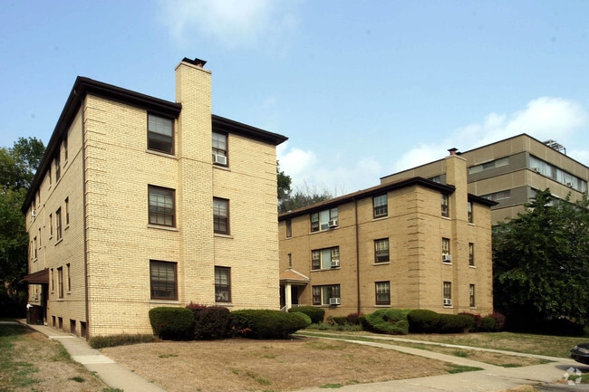 10604 S Walden Parkway - 10604 S Walden Parkway Apartamentos