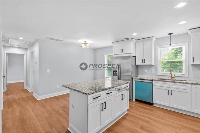 Photo - 103 Cliffside Dr