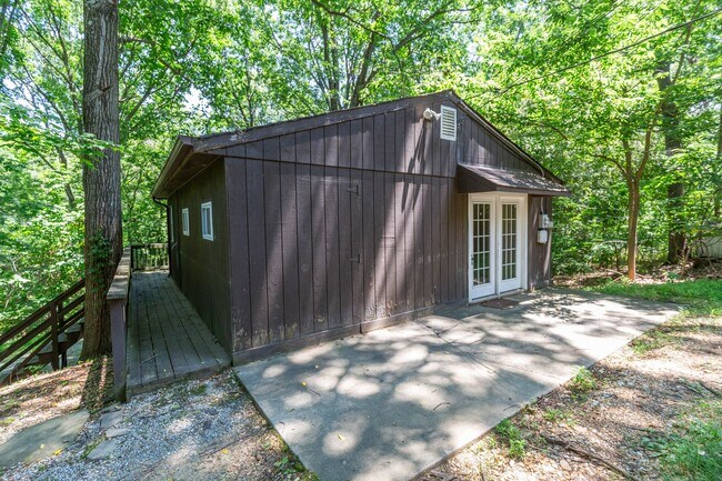 Photo - 1 Bed, 1 Bath, Apartment in Harpers Ferry, WV