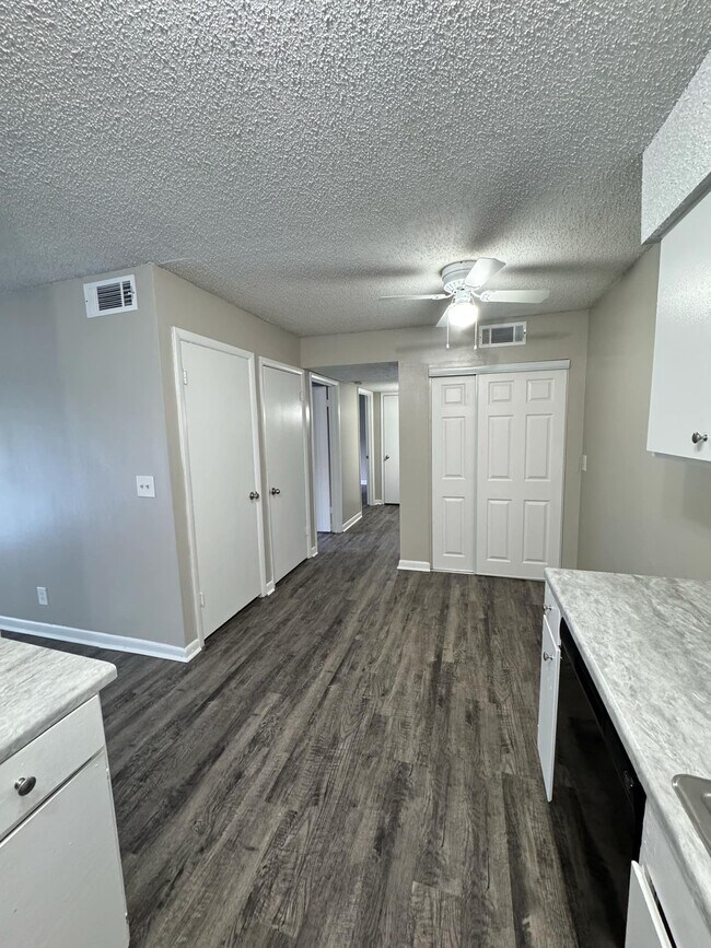 Photo - 4601 Packard Dr Unit G205