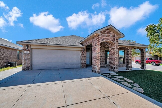 Photo - 410 E 97th St