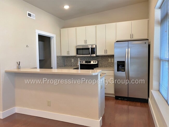 Photo - 525 E Kiowa St Unit 201