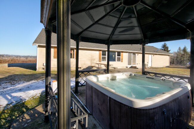 Photo - 3545 Hunt Clubb Rd