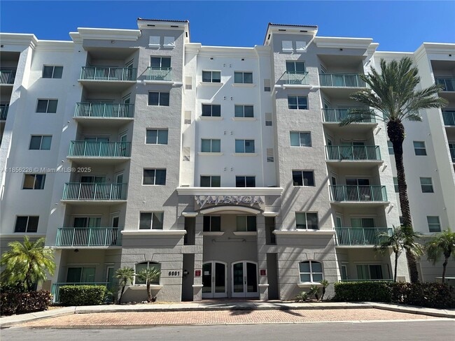 Building Photo - 6001 SW 70th St Unit 535 Rental
