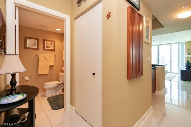 Photo - 3000 Oasis Grand Blvd Condo Unit 1406