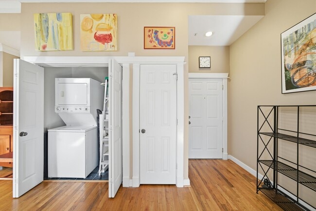 Photo - 215 W Norma St Unidad 202