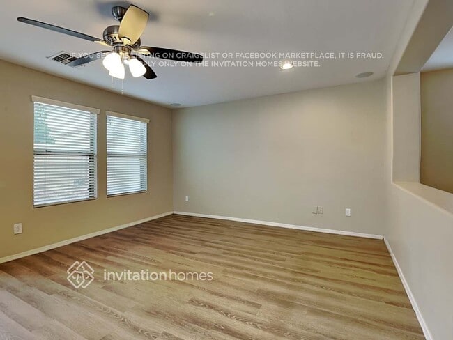 Photo - 11166 W McKinley St