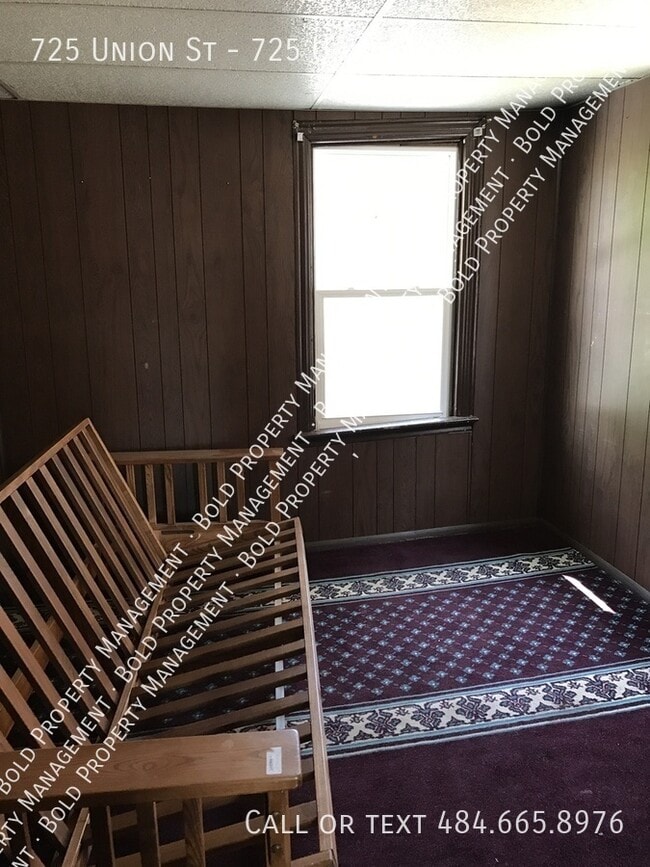 Photo - 725 Union St Unidad 725 Union St