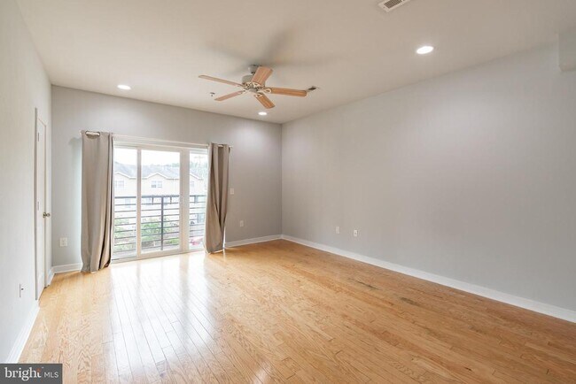 Photo - 4124 Tower St