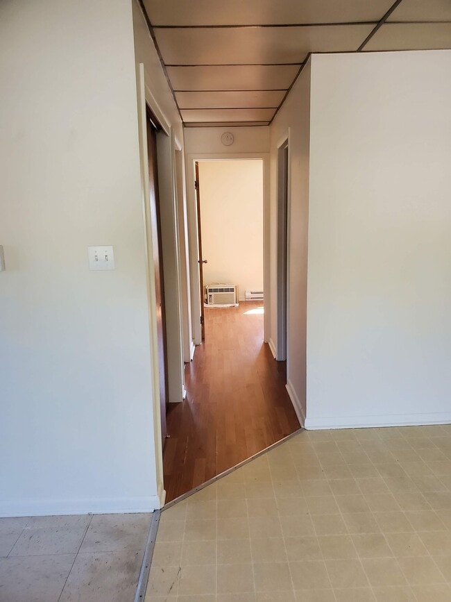 Photo - 201 Maple Ave Unit 2D