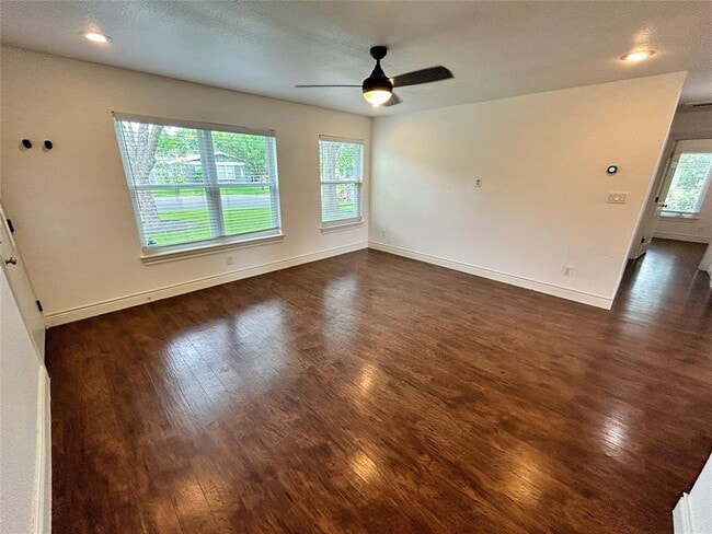 Photo - 6214 Haney Dr