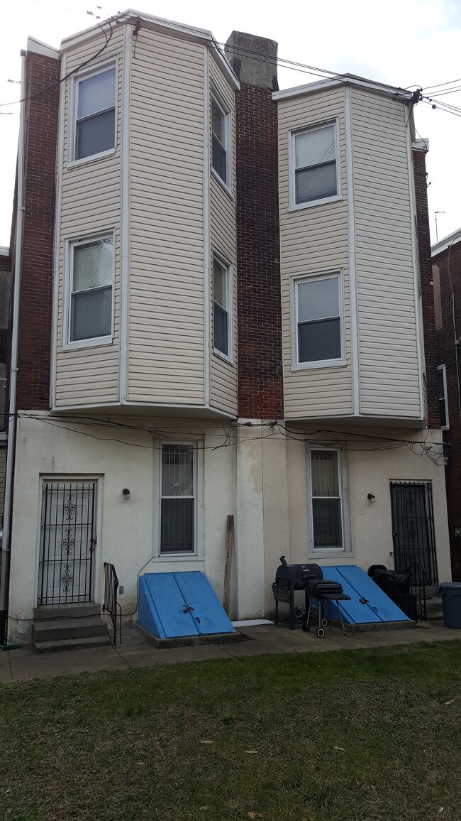 Photo - 1228-1242 W Allegheny Ave