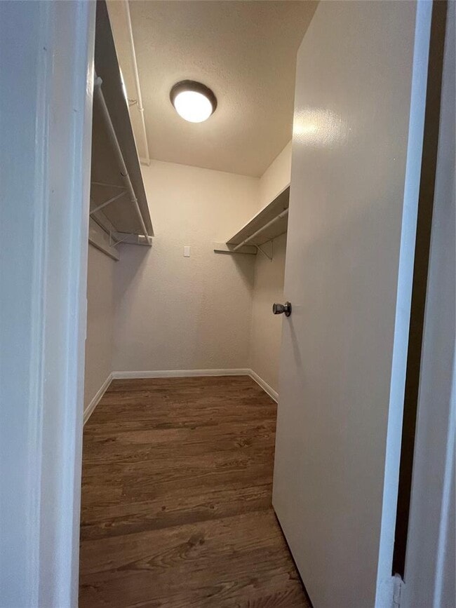 Photo - 8806 Schick Rd