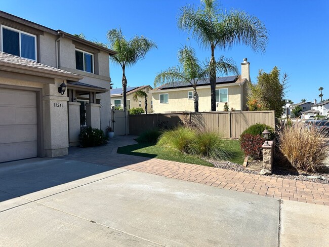 A stunning 4-bedroom haven, fully renovate... - A stunning 4-bedroom haven, fully renovate...