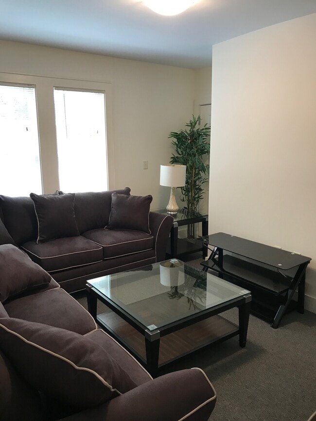 Photo - 114 Highland Pl