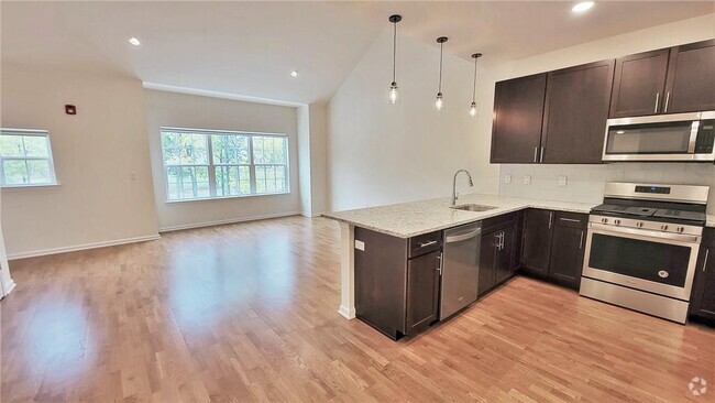 Building Photo - 260 W Main St Unit 6 Rental