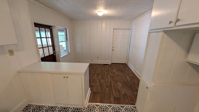 Photo - 1504 Hyman Ave