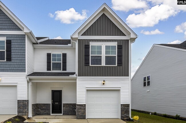 Building Photo - 223 Sunny Hl Dr