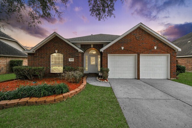 Building Photo - 9711 Andrews Ln