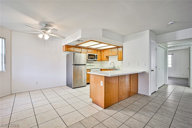 Photo - 8410 Eldora Ave Unit 1020