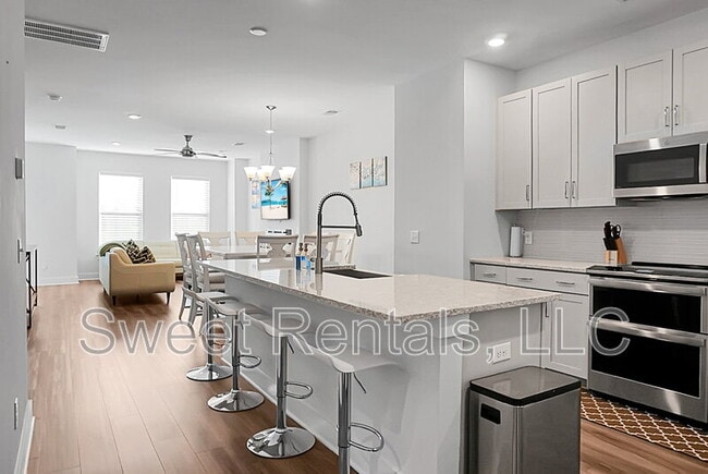 Photo - 4565 Mixson Ave