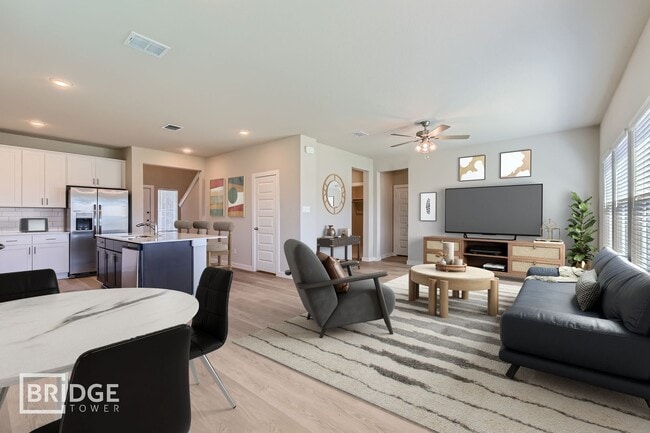 Photo - 7421 Escarpment Dr