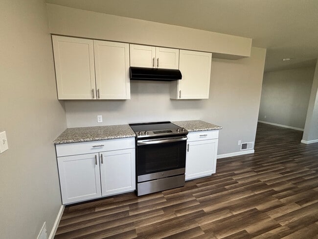 Photo - 23510 Rd 152