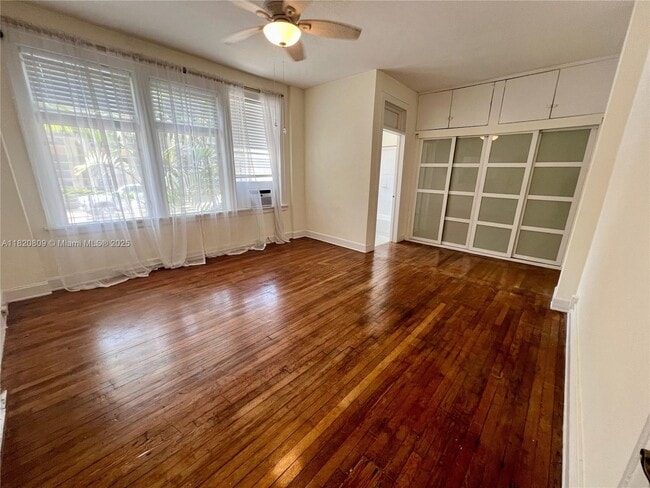 Photo - 1361 Meridian Ave Unit 3