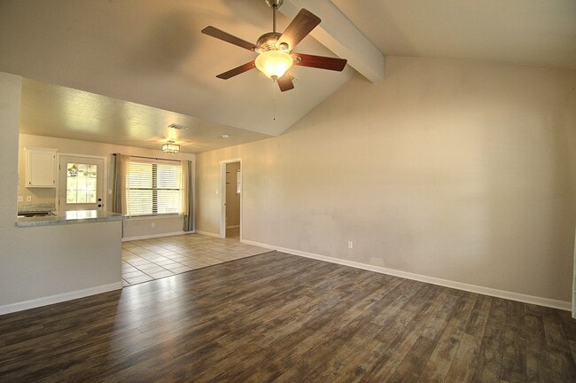Photo - 117 Dover Dr