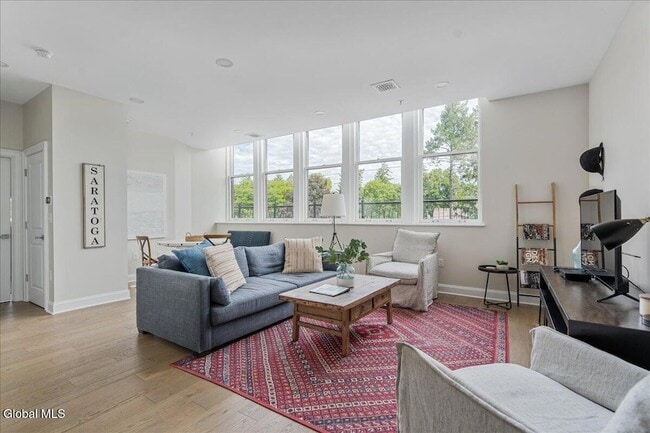 Photo - 77 Van Dam St Unit 305