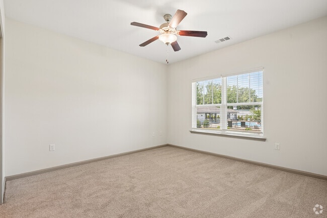 2BR, 2BA - 1,025SF - Primary Bedroom