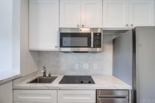 Photo - 3950 Cleveland Ave Unit 215