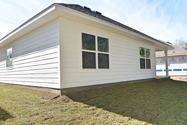 Photo - Brand New- 4 Bedroom 2 Bath in Santa Rosa ...