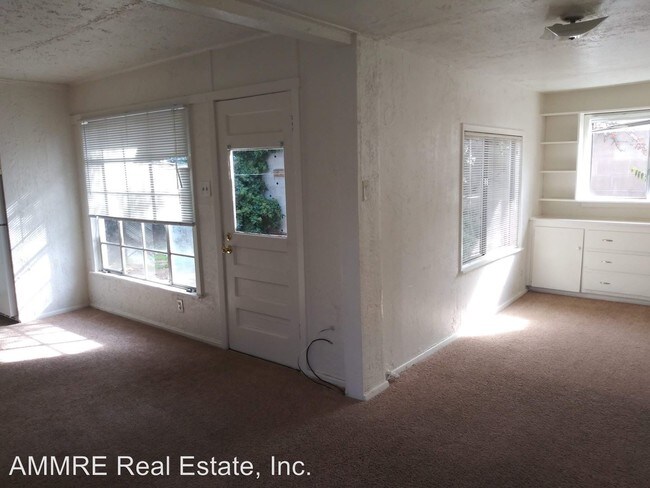 Photo - 2 br, 1 bath House - 4700 Marble Ave NE