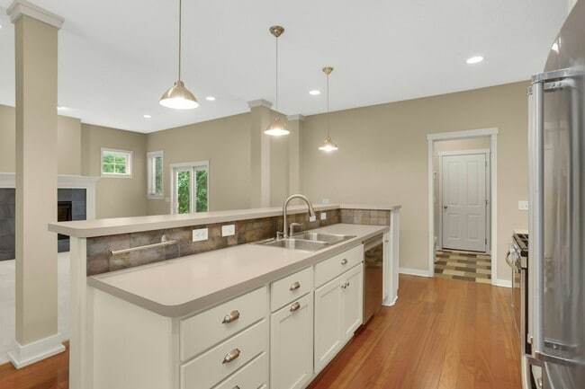 15822 Drawstone Trail