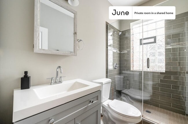 Photo - Room in Shared 3 bed/1 bath home Unit B