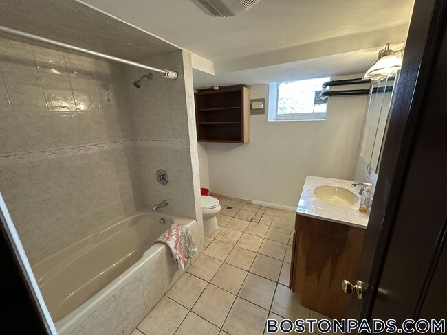 Photo - 17 Holman St Unidad 1