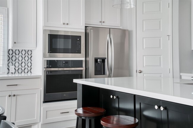 Photo - 30142 Gold Finch Pl