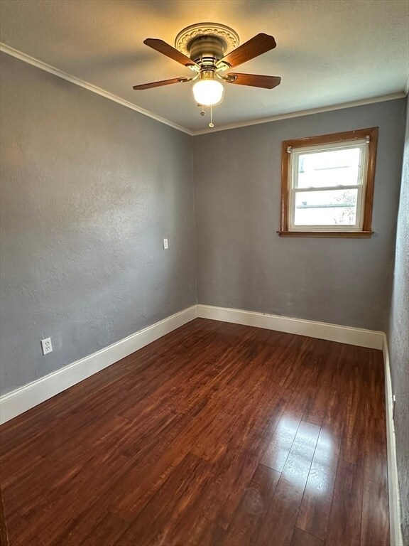 255 Montaup St Unidad 1N
