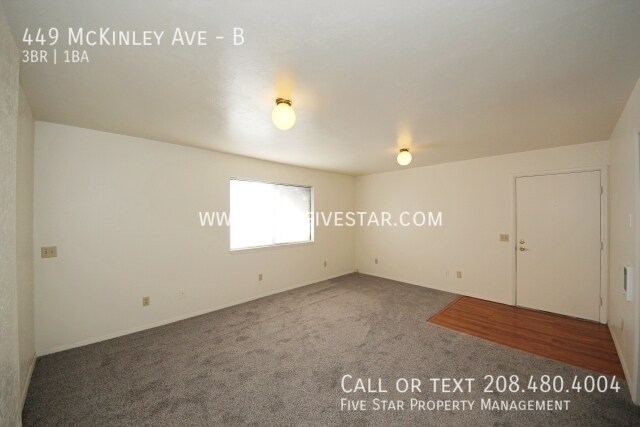 Photo - Spacious Ground Level Duplex In Central Lo... Unit B